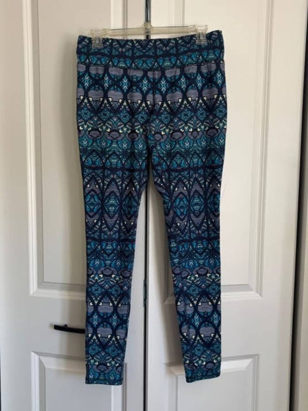 Target Mossimo athletic leggings - M